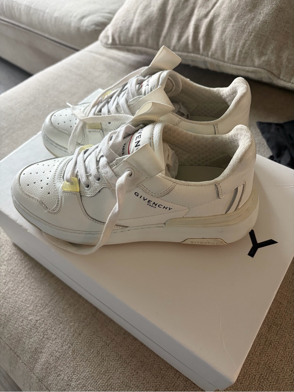 Givenchy sneakers - Picture 3 of 6